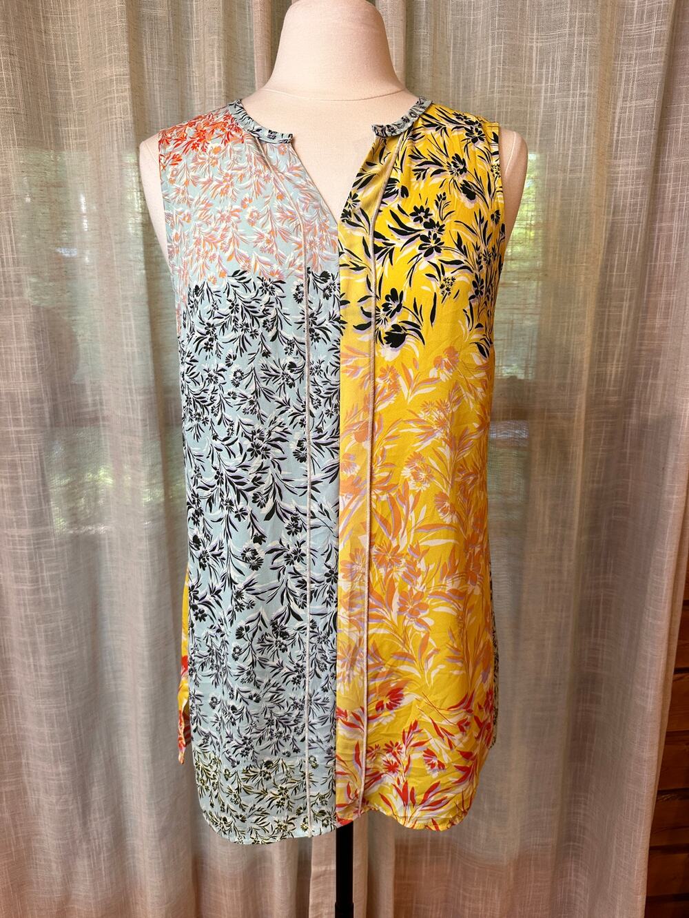 Cabi Mixed Floral Sleeveless Tunic Top Women's Small Colorblock